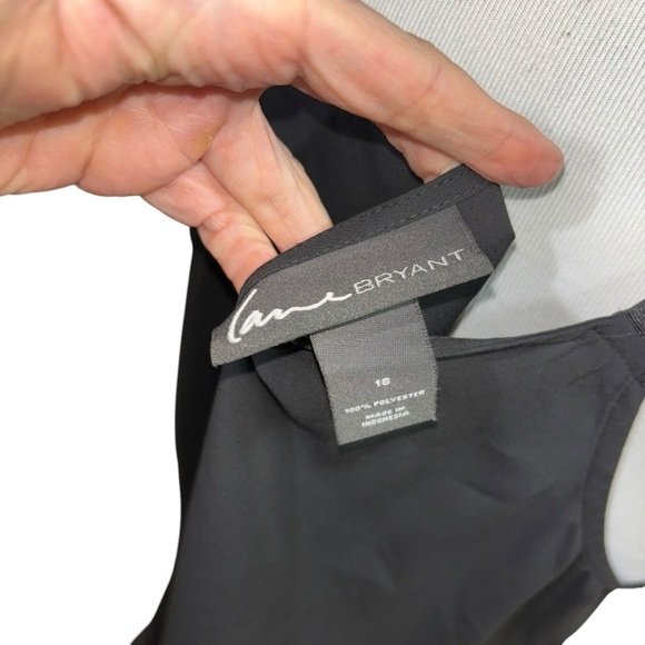 Lane Bryant Women's Size 18 Camisole Top Semi Sheer Polyester Adjustable Hi-Low - Picture 6 of 6